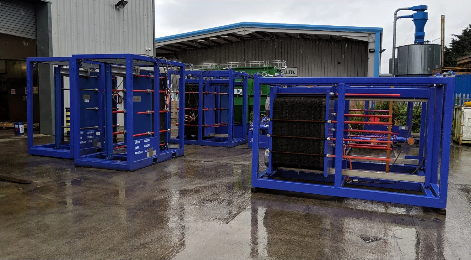 Mud coolers in DHMO's yard